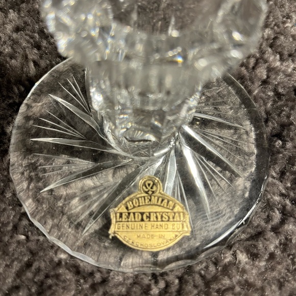 Pair of Bohemian lead crystal candle holders - Picture 3 of 3